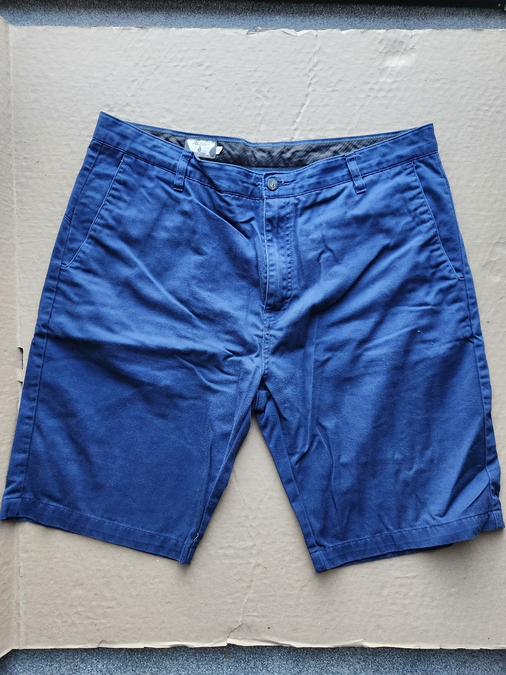 Volcom Men's Blue Flat Front Shorts